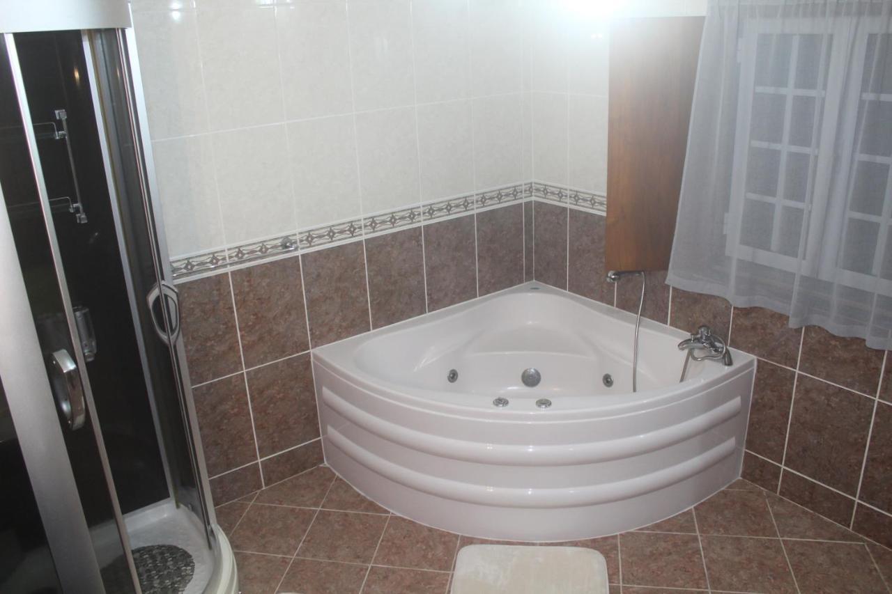 Golden House Villa Angra do Heroismo Ngoại thất bức ảnh